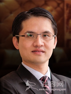 李诗伟